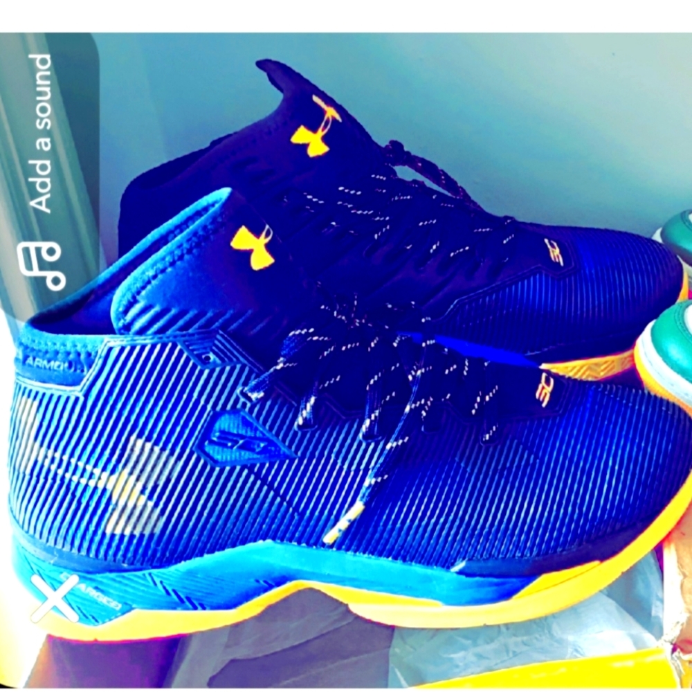 SC 3C Armour mens basketball shoes S: 10.5